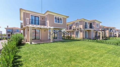 През 2023 г. търсенето за наем и покупка на къщи и вили продължава да нараства на българския пазар на недвижими имоти