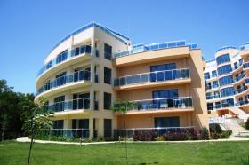 1-bedroom apartment in the complex Aquamarine in Obzor for sale - Apart EstateId 138 