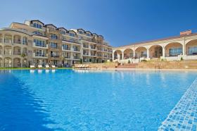 Pool in Atia complex - property for sale in Chernomorets, Bulgaria Id 183 