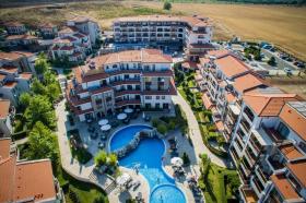 ID 964 Апартамент с две спални в „Vineyards resort” в Ахелой