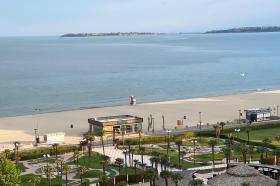 ID 747 Apartment with a sea view in the Majestic Beach apart-hotel in Sunny Beach