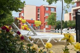 Cozy apartment in the Holiday Fort Club complex in Sunny Beach - for sale