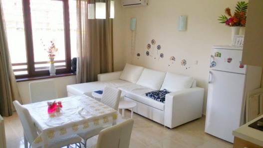 Id 371 One bedroom apartment for sale in Star Dreams complex, Saint Vlas, Bulgaria