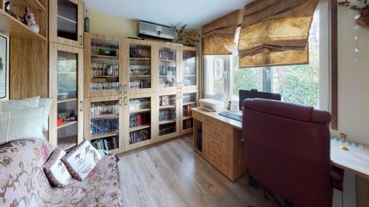Cabinet in a house for sale - real estate in Kosharitsa Id 233