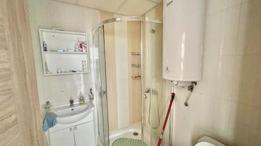 Id 487 Bathroom with shower