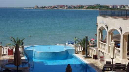 Apartment on the first sea line in Nessebar Id 350