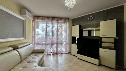 Апартамент в голям комплекс “Аполон” в Равда - продажба
