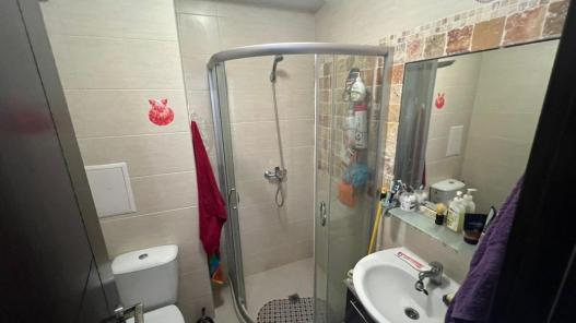 ID 1033 bathroom