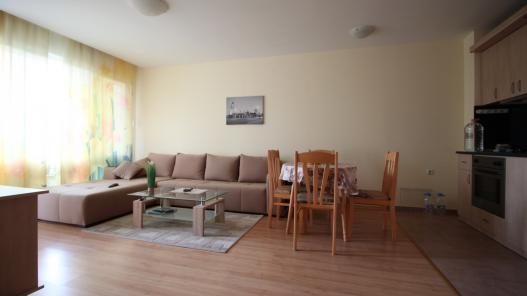 Apartment with sea view in Saint Vlas - complex Green Fort Id 320