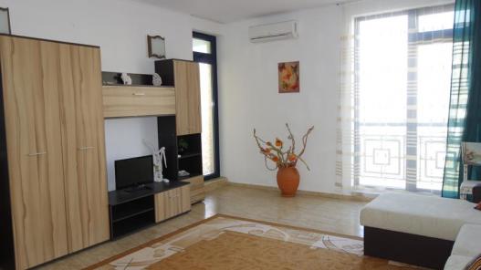 Spacious one-bedroom apartment in Kamelia Residence, Sunny Beach Id 362
