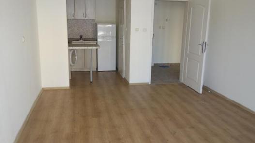 One bedroom apartment without furniture in Flores Park