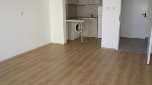 New one bedroom apartment without furniture in Flores Park