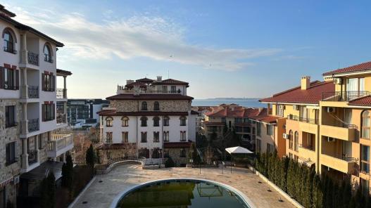 Apartment with a sea view in the Artur complex in Sveti Vlas - for sale