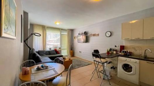 Two-bedroom apartment in the living complex Aquamarine in Sunny Beach