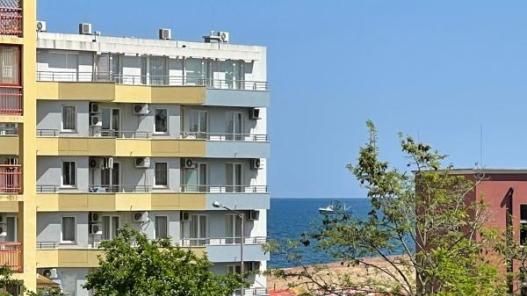 Id 396 Двустаен апартамент с гледка към морето за продажба в Несебър