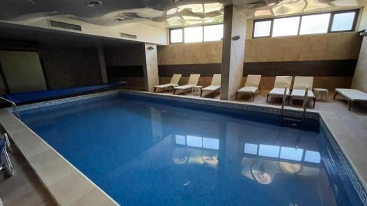 ID 454 indoor pool