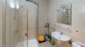 ID 909 Bathroom