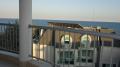 Двустаен апартамент с гледка към морето във Vista del mar, първа линия в Равда