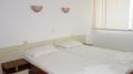 Id 96 Спальня в двухкомнатной квартире с видом на море в Равде