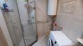 ID 560 Bathroom with washing machine and boiler