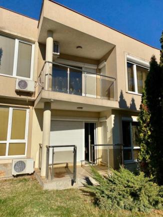 ID 648 Two-storey townhouse in St. Vlas
