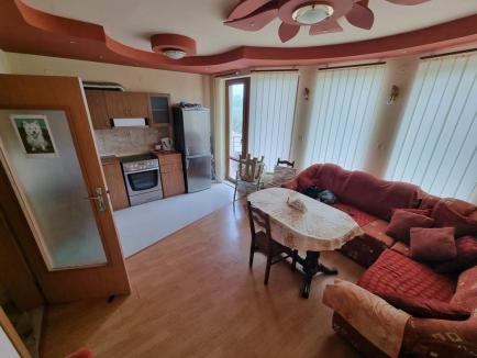 ID 594 Тристаен апартамент в квартал Черно море в Несебър