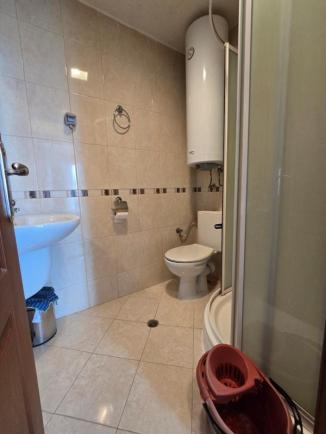 ID 1171 bathroom