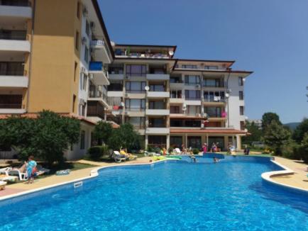 Two-bedroom apartment in the Diamond Bay complex in Sunny Beach