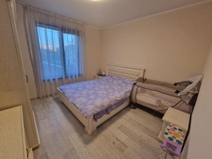 ID 536 Bedroom