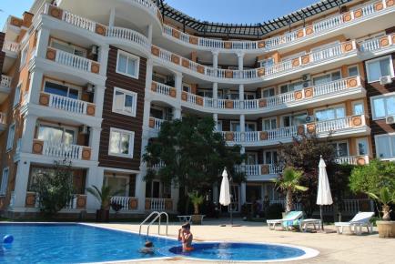Комплекс Villa Aria снаружи - купить квартиру в Солнечном берегу Id 203