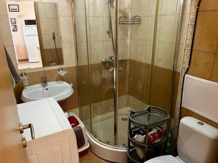 ID 1135 bathroom