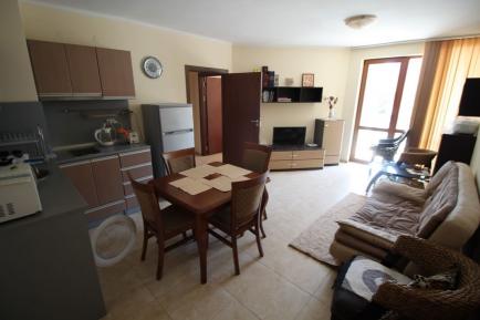 Real estate in Ravda - two-bedroom apartment in Apollon-5