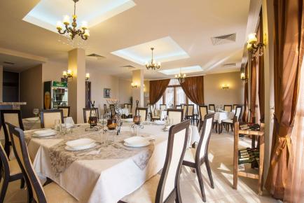 restaurant - Macon Residence complex, Sveti Vlas real estate