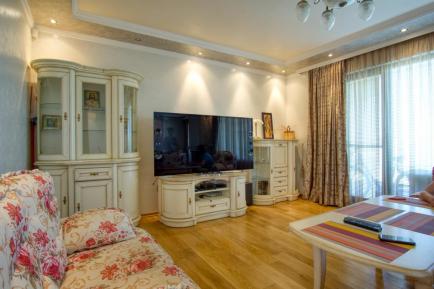 Id 118 Cottage with sea views for sale in Pomorie