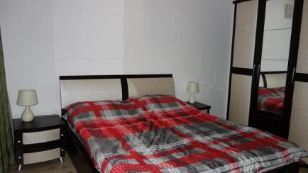 Dtdroom in 4-room apartment in Pomorie Id 122 