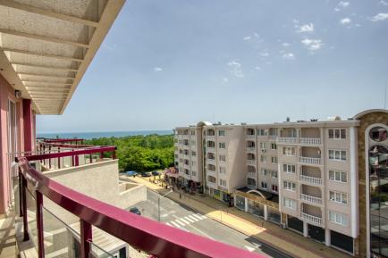 Id 56 Гледка от тераса на двустаен апартамент за продажба в Cabana Beach Несебър