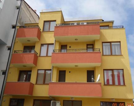 One bedroom apartment in the living building in the Cherno More district