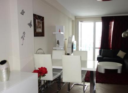 ID 81 Голям тристаен апартамент за продажба в жилищен комплекс Одисей Несебър
