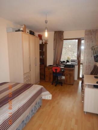 Спалня с кабинет в къща за продажба в село Горица - агенция за недвижими имоти Апарт Естейт Id 140 