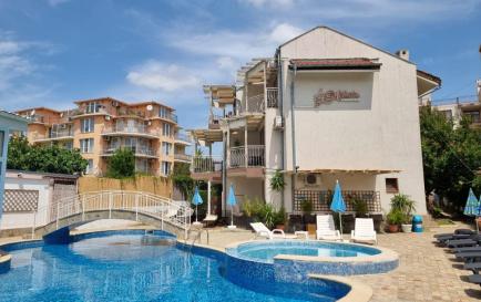 Two-bedroom apartment in the Melodie complex in Sveti Vlas