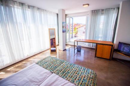 Пример за апартамент в хотел в курорта Лозенец, България - продажба на готов бизнес