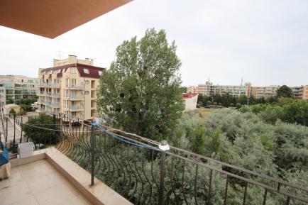 Id 323 1-bedroom apartment in Palazzo complex, Sunny Beach - Balcony