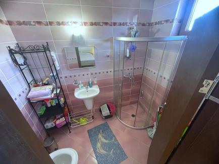 ID 600 Bathroom