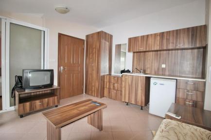 Real Estate in Nessebar - one bedroom apartment in Sunny House Id 339