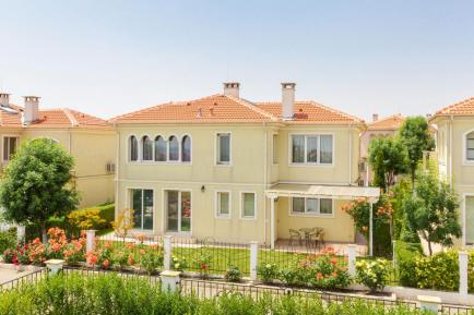 Id 243 Villa in Victoria Residence - real estate in Burgas