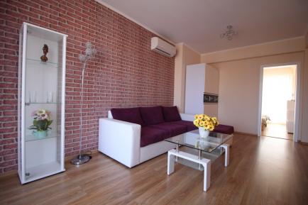 Two-bedroom apartment for sale in Venera Palace complex - Sunny Beach Id 317