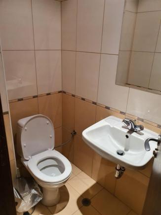 Id 289 Small bathroom