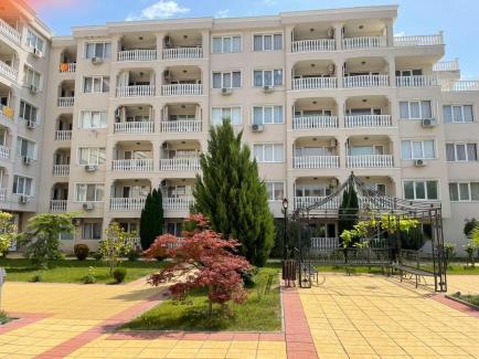 Id 421 Luxury Complex "Deluxe" - Real estate in Nessebar