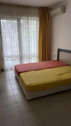 Id 442 Тристаен апартамент за продажба в Черноморец - втора спалня